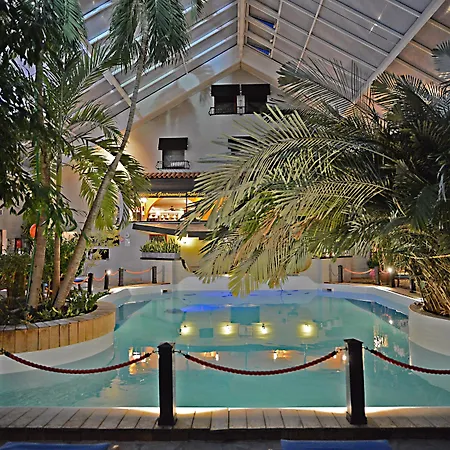 Tropical Hotel 4*