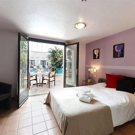 Hotel Tropical