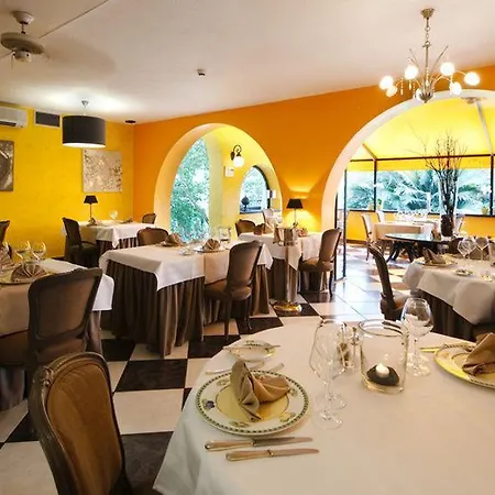 Tropical Hotell