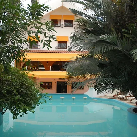 Tropical Hotel 4*